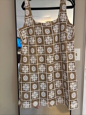 NWT! LOFT Beige and White Crochet Square-Panel Mini Dress